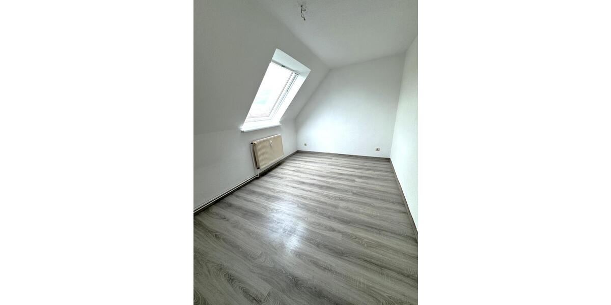 Dachgeschoßwohnung Barth - 2 Zimmer, 34 m&sup2;, 360&euro; | Angebot:24841244