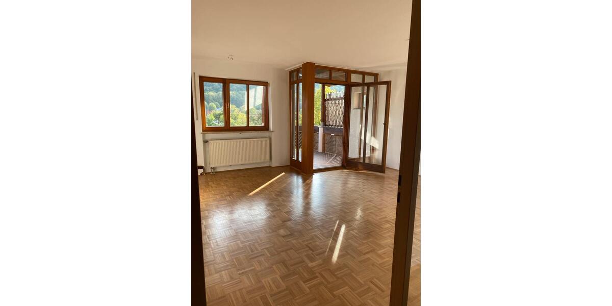 Etagenwohnung Kelheim - 2 Zimmer, 62 m&sup2;, 865&euro; | Angebot:24641676