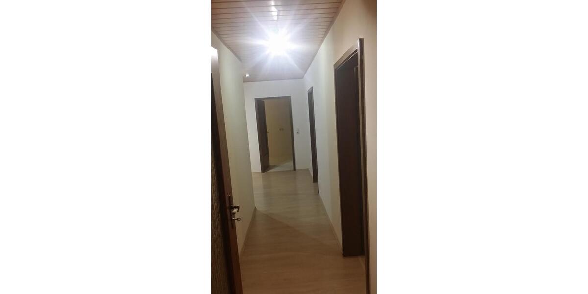 Dachgeschoßwohnung Weismain - 5 Zimmer, 110 m&sup2;, 895&euro; | Angebot:24847032