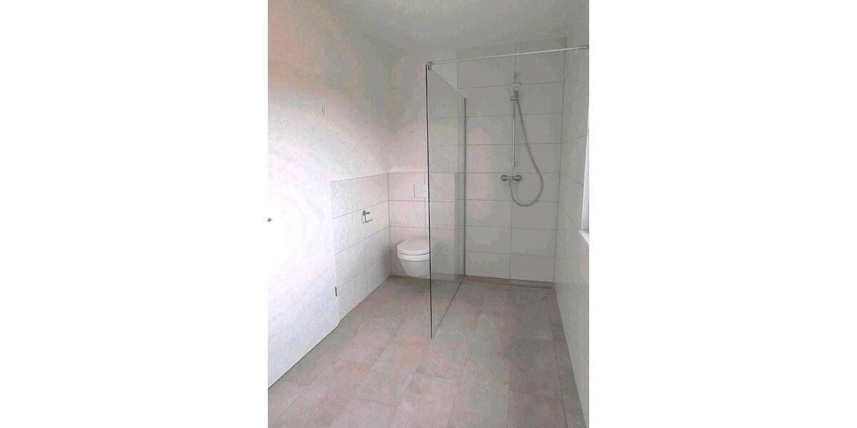 Etagenwohnung Oberhausen - 3 Zimmer, 91 m&sup2;, 1.200&euro; | Angebot:26611683