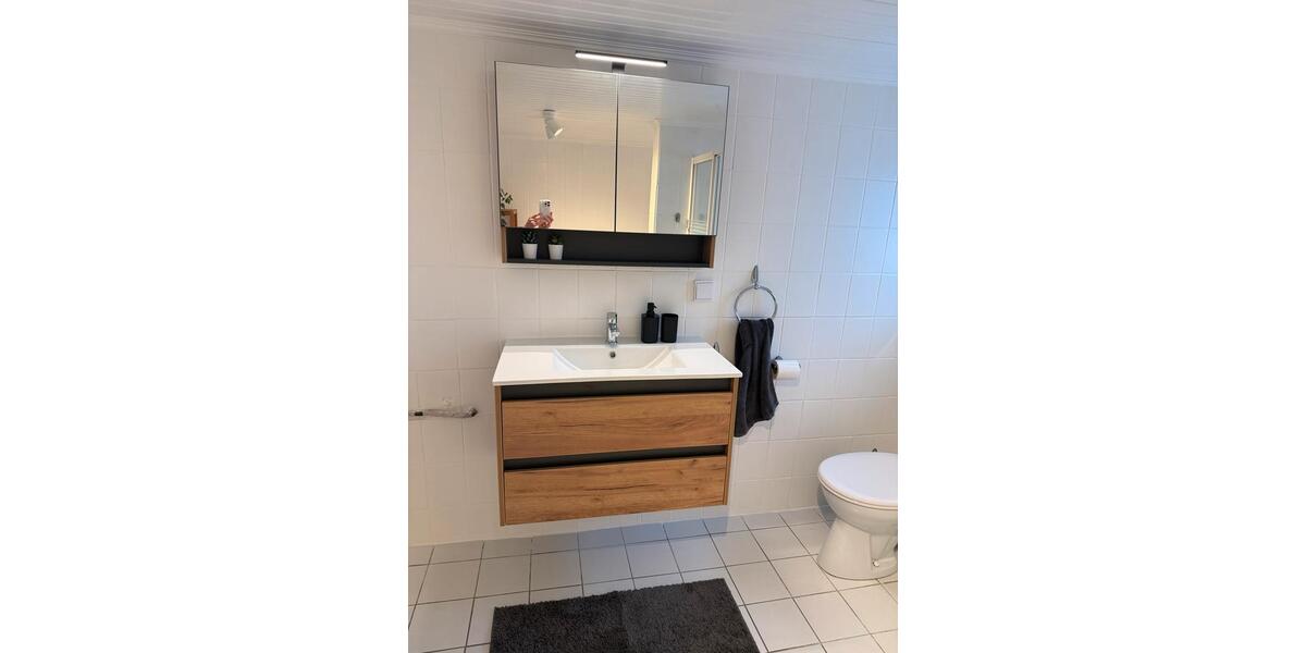 Wohnen auf Zeit Hamburg Langenhorn - 6 Zimmer, 126 m&sup2;, 680&euro; | Angebot:26610182