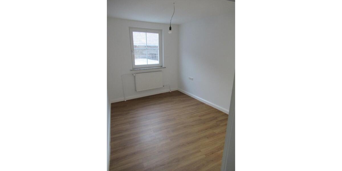 Etagenwohnung Kronach - 3 Zimmer, 73 m&sup2;, 680&euro; | Angebot:25742566