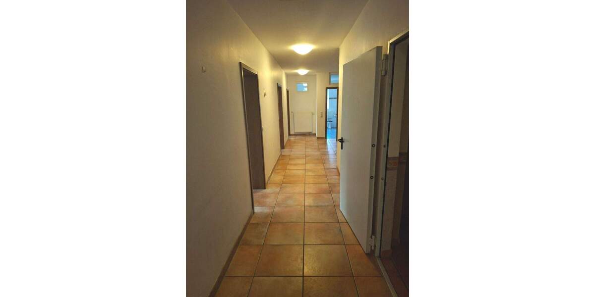 Bauernhaus, Landhaus Remmels - 8 Zimmer, 300 m&sup2;, 1.950&euro; | Angebot:25770396