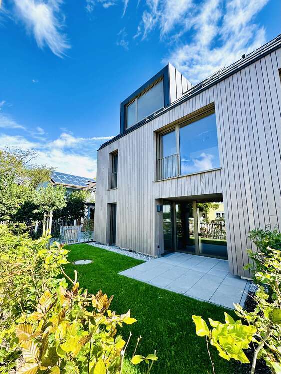 Haus zum Mieten in München 3.970 € 153 m²