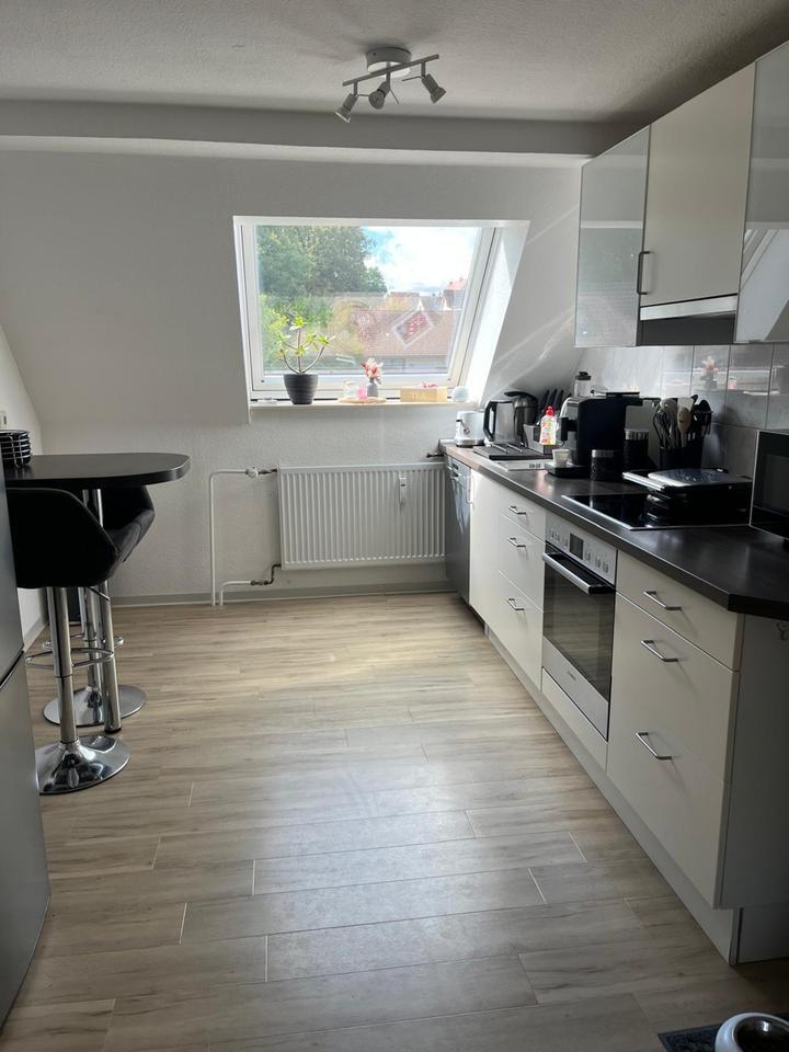 komplett neu renovierte 4 Zimmer DG-Wohnung in Sontra Innenstadt