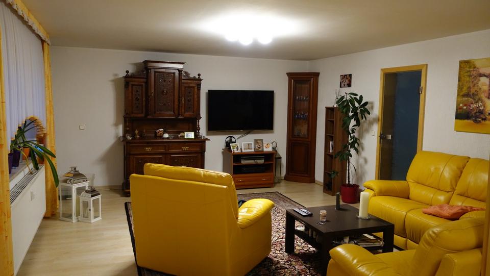 Etagenwohnung Zschopau - 3 Zimmer, 80 m&sup2;, 540&euro; | Angebot:25333368