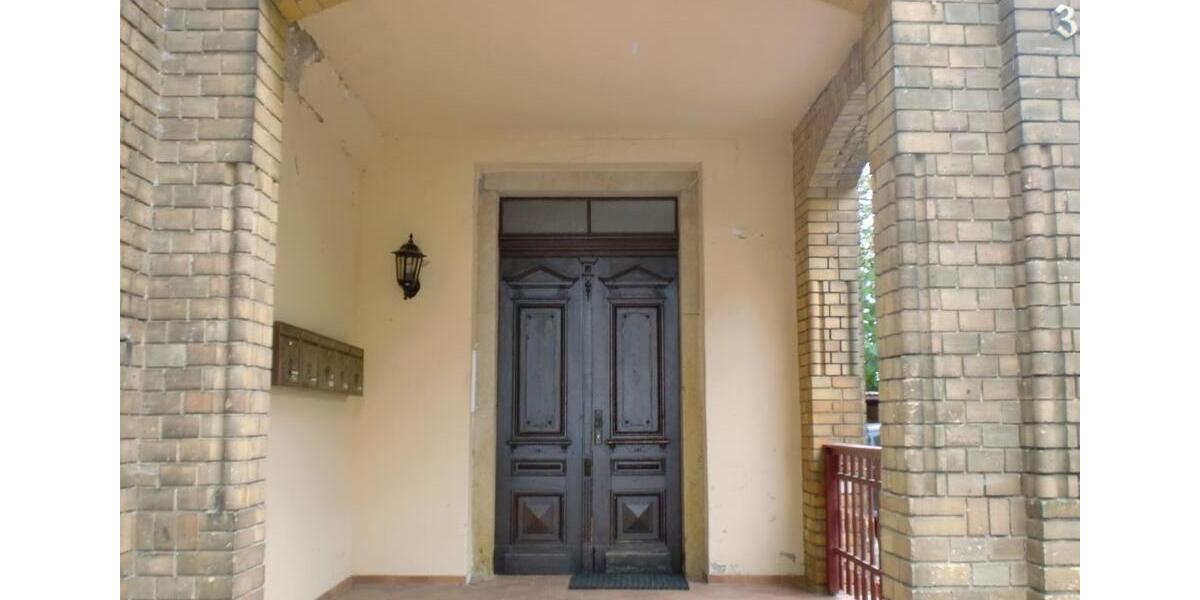 Dachgeschoßwohnung Strehla - 2 Zimmer, 50 m&sup2;, 300&euro; | Angebot:26553832