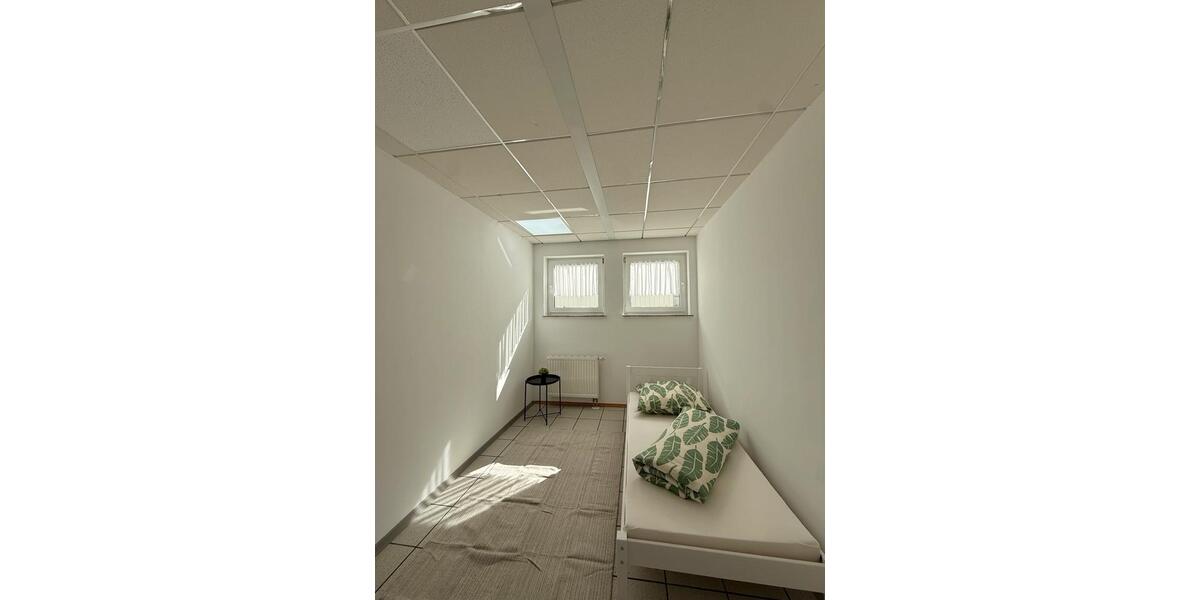 Wohnen auf Zeit Meckenbeuren - 1 Zimmer, 14 m&sup2;, 450&euro; | Angebot:26581449