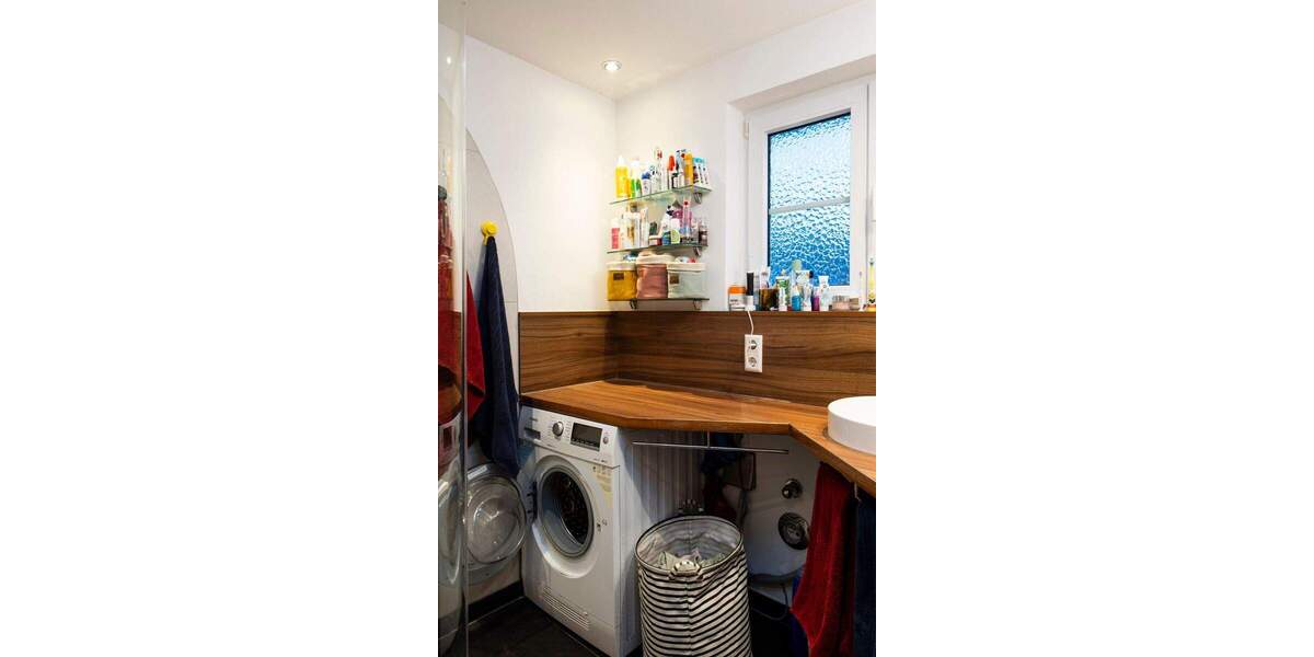 Ruhiges Wohnen mit Balkon in begehrter Heidelberger Lage 3 zimmer