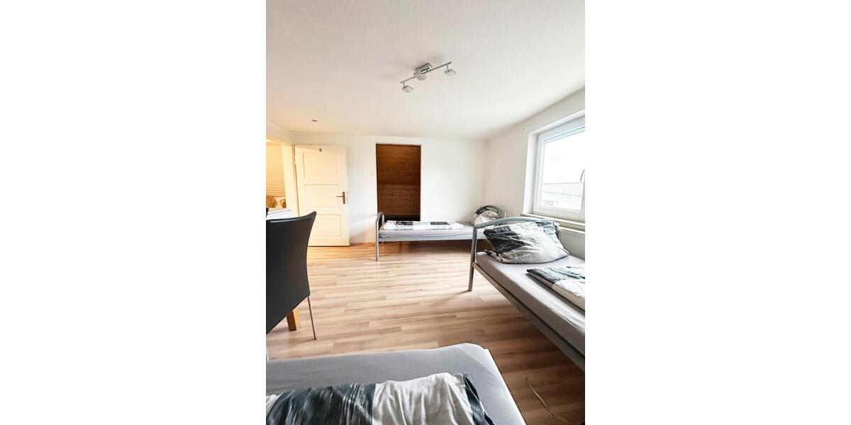 Wohnen auf Zeit Hallbergmoos - 5 Zimmer, 125 m&sup2;, 12&euro; | Angebot:26492701