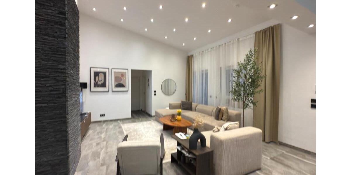 Dachgeschoßwohnung Hanau - 3 Zimmer, 114 m&sup2;, 1.590&euro; | Angebot:24356593