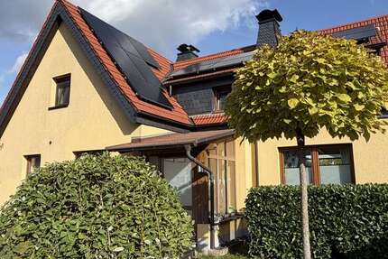 Haus Rüsselsheim - 6 Zimmer, 172 m&sup2;, 2.500&euro; | Angebot:27694974