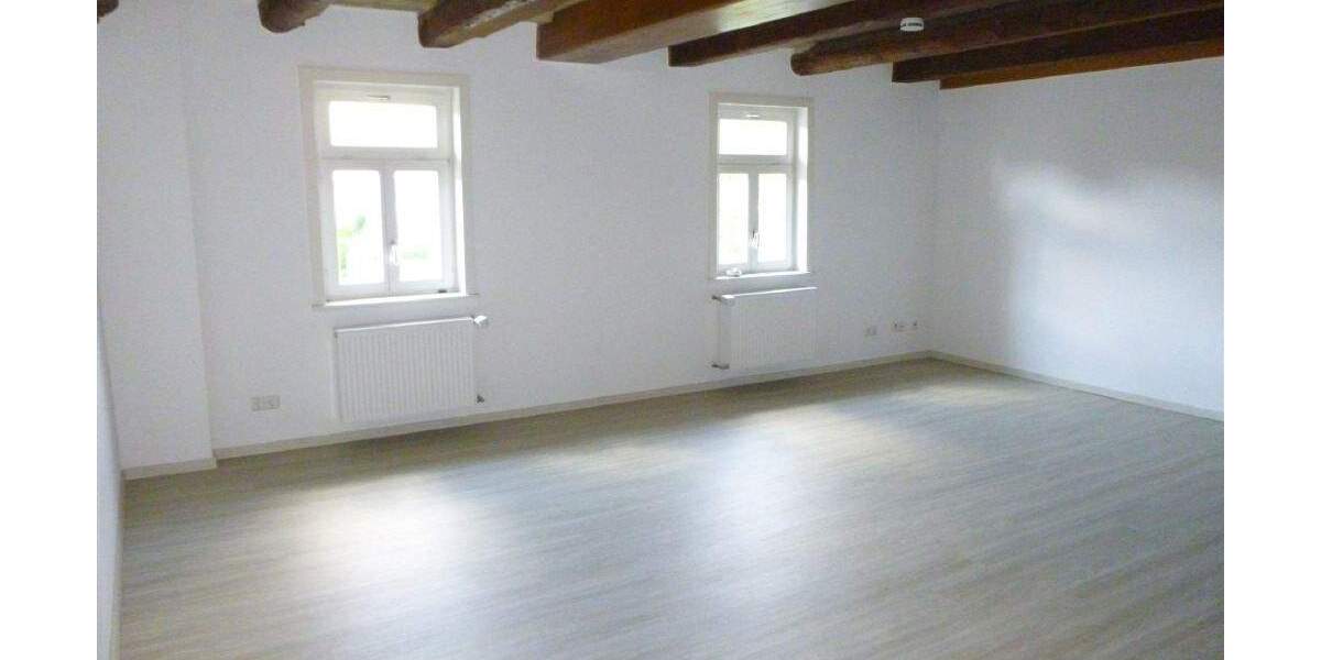 Etagenwohnung Weikersheim - 3 Zimmer, 110 m&sup2;, 660&euro; | Angebot:25728530