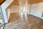Dachgeschoßwohnung Kirchheim unter Teck - 3 Zimmer, 100 m&sup2;, 1.360&euro; | Angebot:24811598