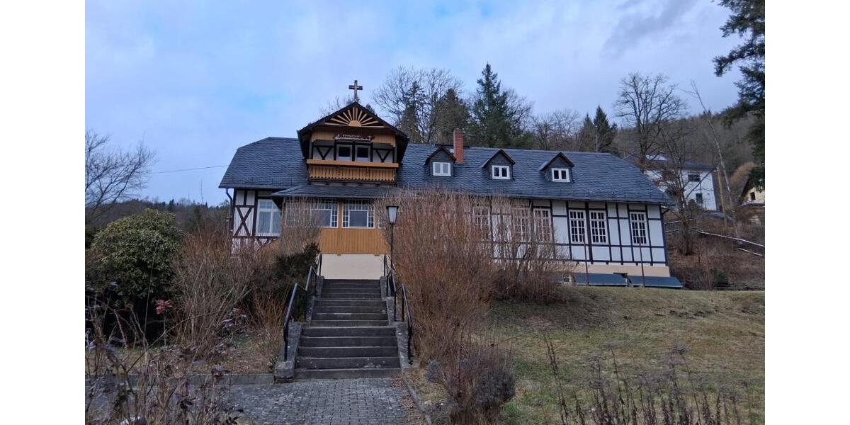 Einfamilienhaus Kaulsdorf - 8 Zimmer, 168 m&sup2;, 840&euro; | Angebot:25877733