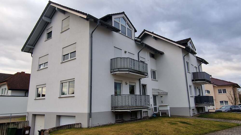Schöne Erdgeschosswohnung mit Balkon in Wirges 2 zimmer