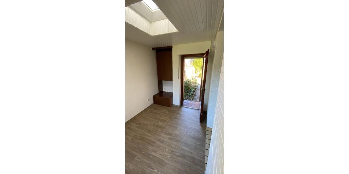 Wohnen auf Zeit Oldenburg Bloherfelde - 1 Zimmer, 20 m&sup2;, 495&euro; | Angebot:26340708