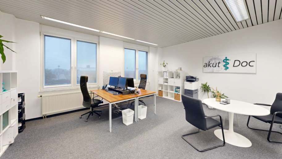 Büro in Düsseldorf 1.090 € 57 m²