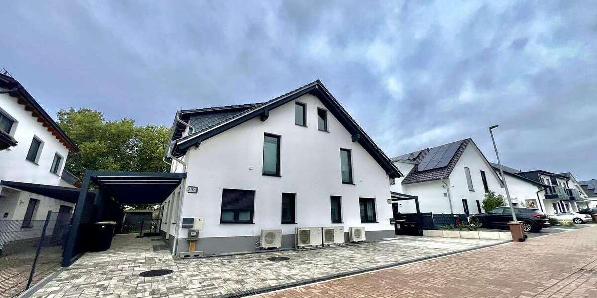 Haus zum Mieten in Neuberg 2.500 € 200 m² 6 zimmer