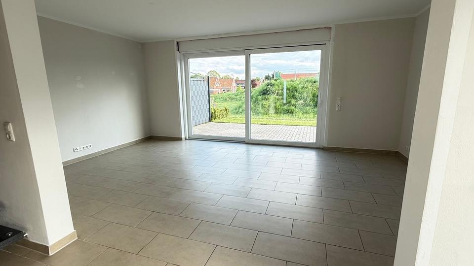 Doppelhaushälfte Zetel - 4 Zimmer, 100 m&sup2;, 1.150&euro; | Angebot:26375590