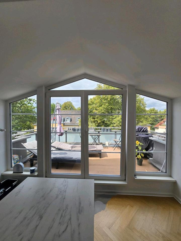 Zwischenmieter: 2 Zimmer in Steglitz Juli-September 2026