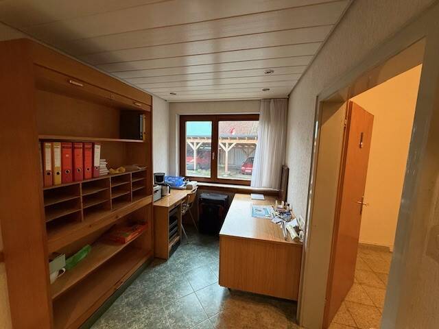 Einfamilienhaus Volkach Eichfeld - 6 Zimmer, 160 m&sup2;, 1.500&euro; | Angebot:26273088