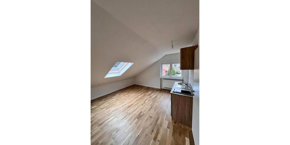 Dachgeschoßwohnung Bühl - 2 Zimmer, 32 m&sup2;, 570&euro; | Angebot:26705334