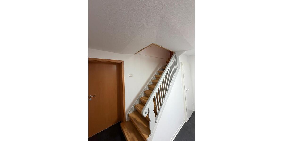 Einfamilienhaus Taucha - 8 Zimmer, 200 m&sup2;, 1.800&euro; | Angebot:26610330