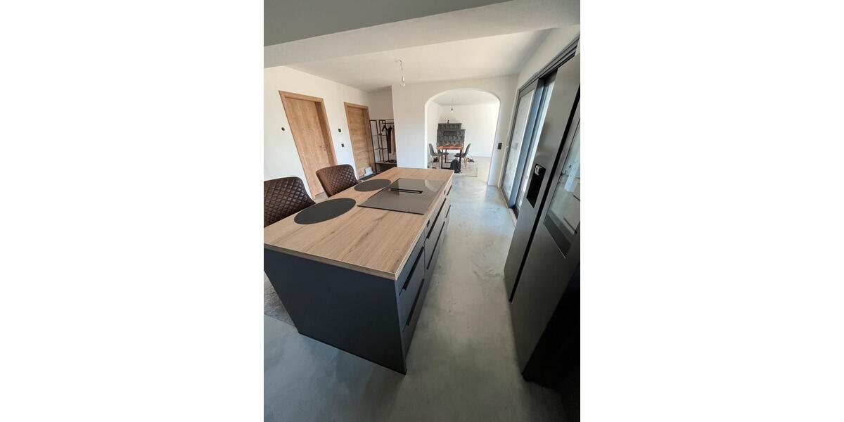 Terrassenwohnung Burgkirchen an der Alz - 5 Zimmer, 158 m&sup2;, 1.450&euro; | Angebot:25614091