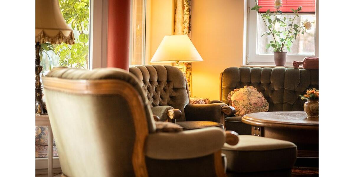 Erdgeschoßwohnung Malente - 3 Zimmer, 168 m&sup2;, 1.800&euro; | Angebot:25809398