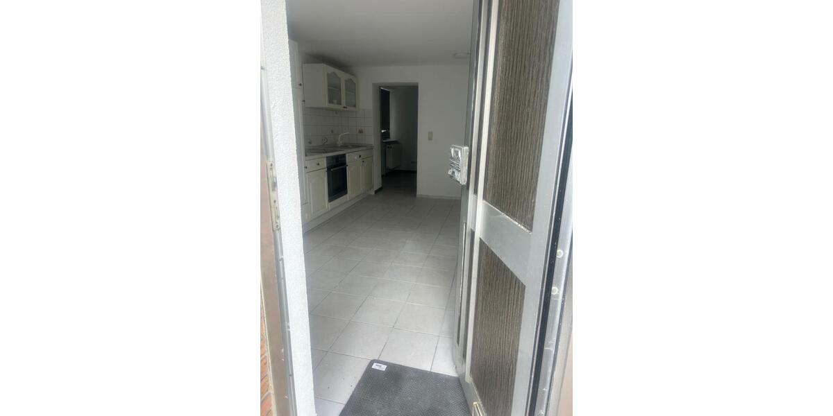 Erdgeschoßwohnung Schwalbach - 2 Zimmer, 60 m&sup2;, 650&euro; | Angebot:25639256