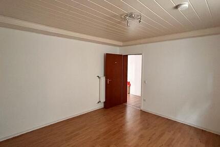 3 Zimmer Parterre Wohnung in Rittmarshausen 3 zimmer