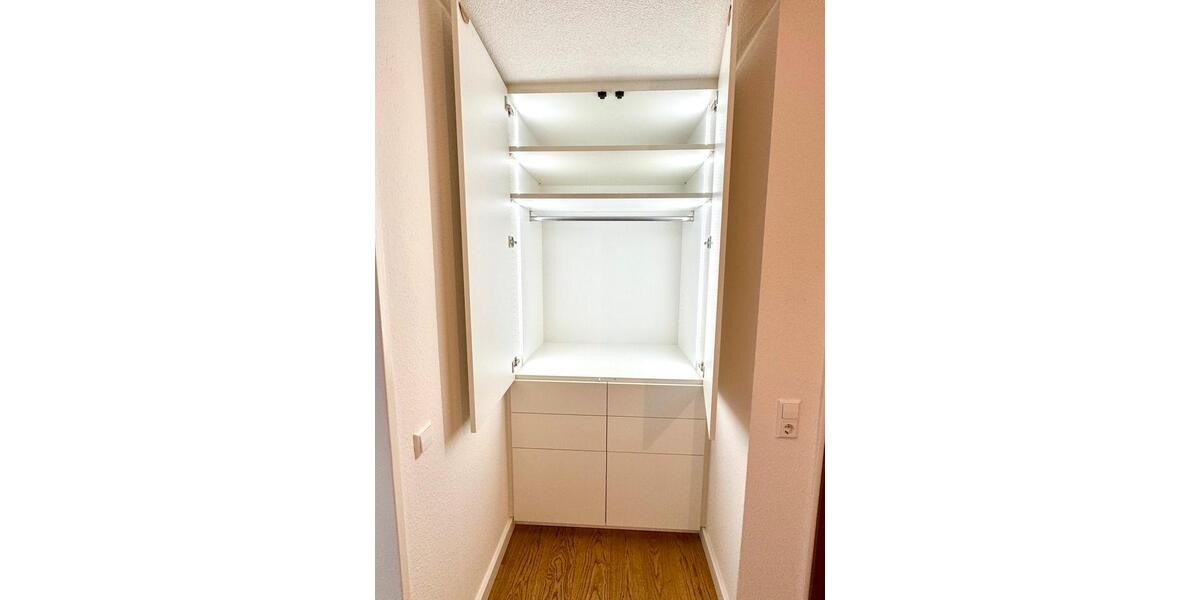Etagenwohnung March - 3.5 Zimmer, 115 m&sup2;, 2.020&euro; | Angebot:26701928