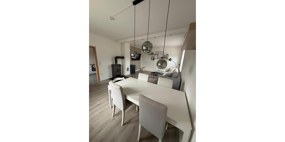 Erdgeschoßwohnung Ostrhauderfehn - 4 Zimmer, 133 m&sup2;, 900&euro; | Angebot:26482095