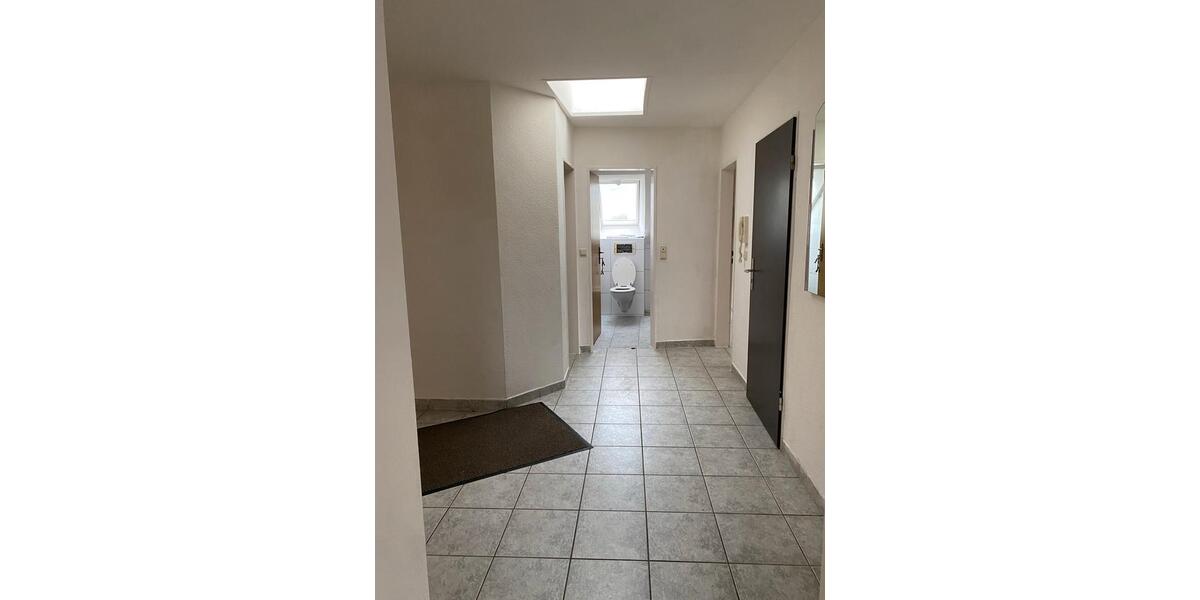 Dachgeschoßwohnung Petershagen - 4 Zimmer, 120 m&sup2;, 800&euro; | Angebot:26539772