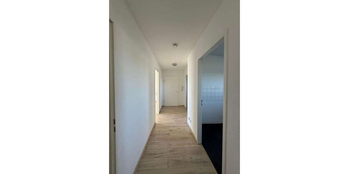 Etagenwohnung Kabelsketal - 3 Zimmer, 75 m&sup2;, 500&euro; | Angebot:26749949