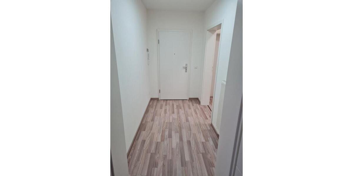 Etagenwohnung Tangermünde - 2 Zimmer, 72 m&sup2;, 620&euro; | Angebot:26049091