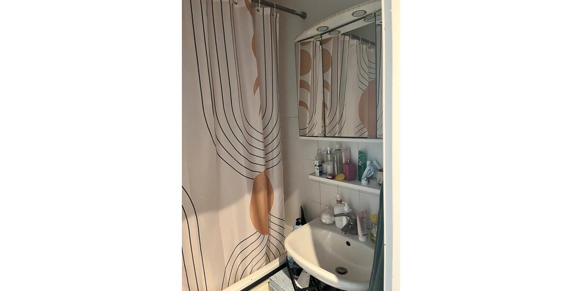 Etagenwohnung Hamburg Eimsbüttel - 1 Zimmer, 40 m&sup2;, 950&euro; | Angebot:26633406