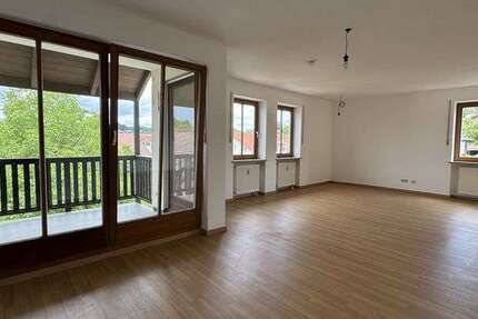 Wohnung Bad Endorf Hofham - 2 Zimmer, 65 m&sup2;, 830&euro; | Angebot:27096445