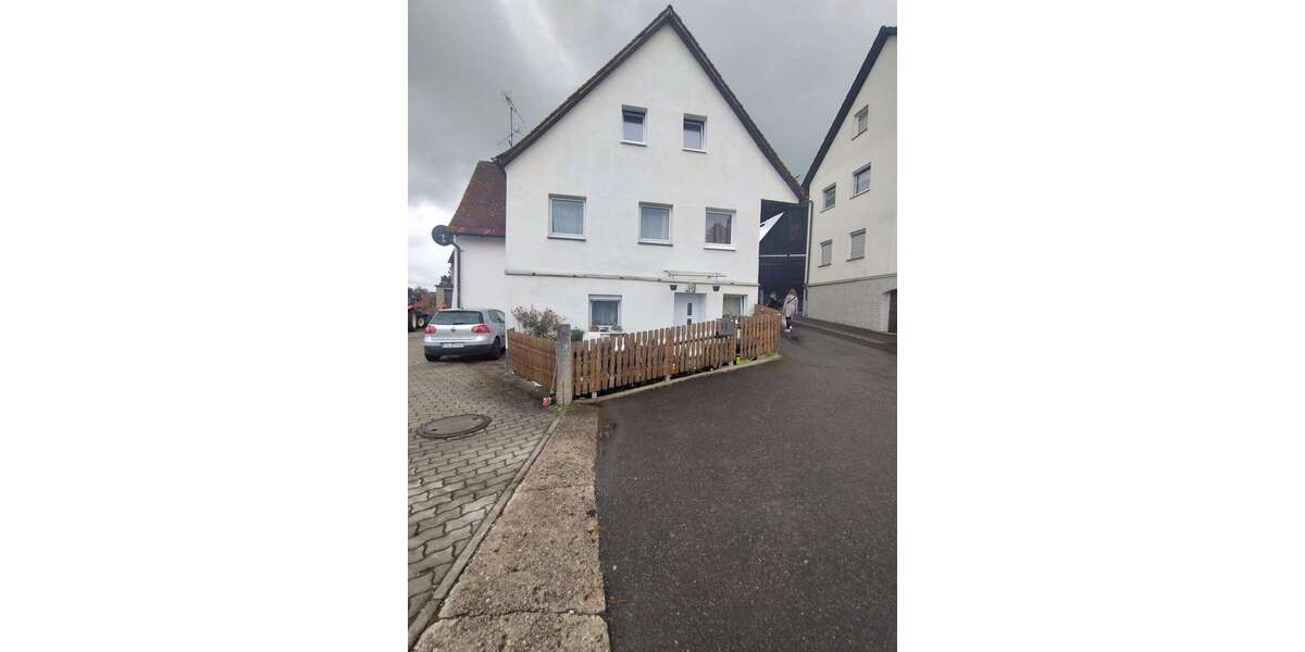 Etagenwohnung Gräfenberg - 4 Zimmer, 118 m&sup2;, 1.050&euro; | Angebot:26759708
