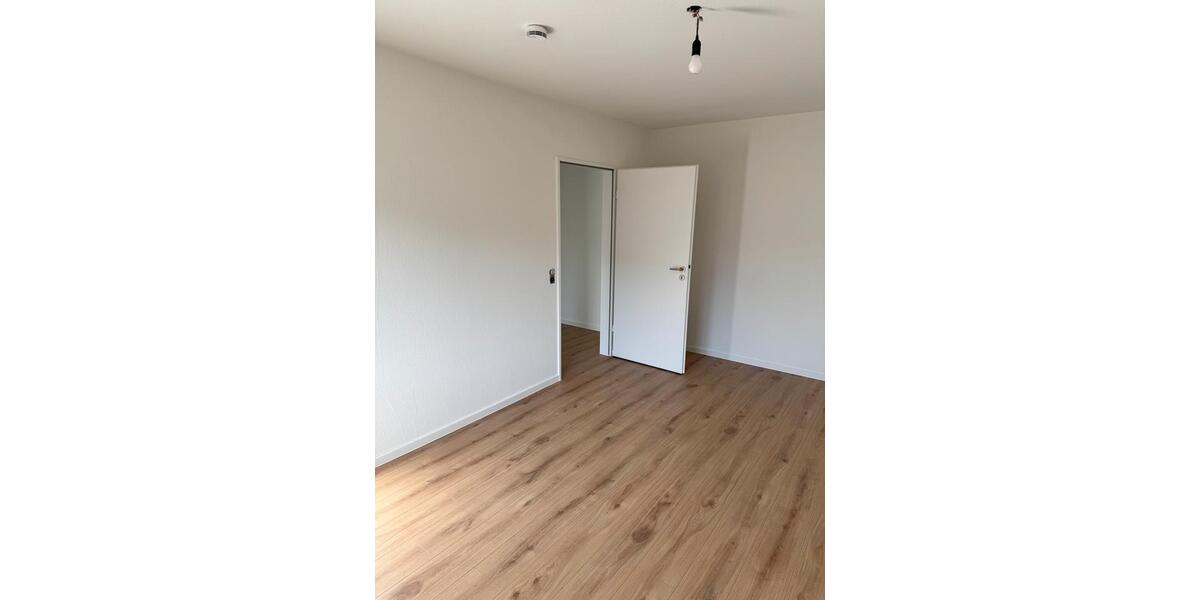 Erdgeschoßwohnung Freiburg im Breisgau Munzingen - 2 Zimmer, 125 m&sup2;, 1.500&euro; | Angebot:24864795