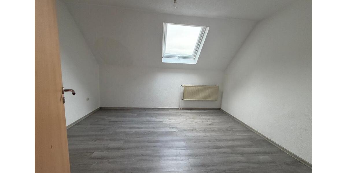 Reihenhaus Breidenbach - 4 Zimmer, 115 m&sup2;, 900&euro; | Angebot:26428893