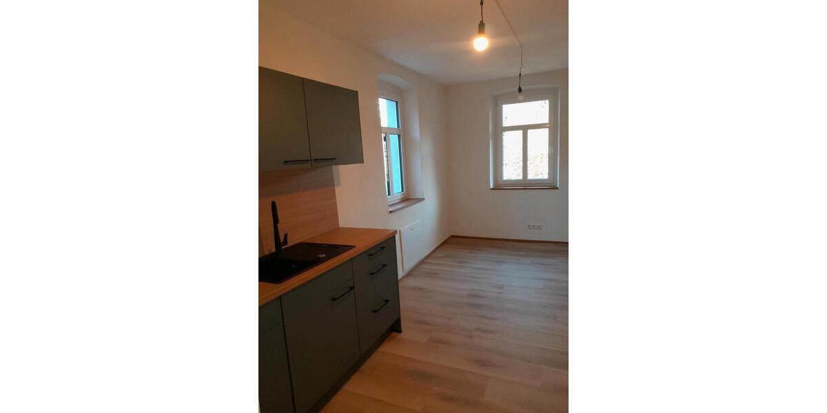 Einfamilienhaus Bad Windsheim - 4 Zimmer, 123 m&sup2;, 1.180&euro; | Angebot:25791484