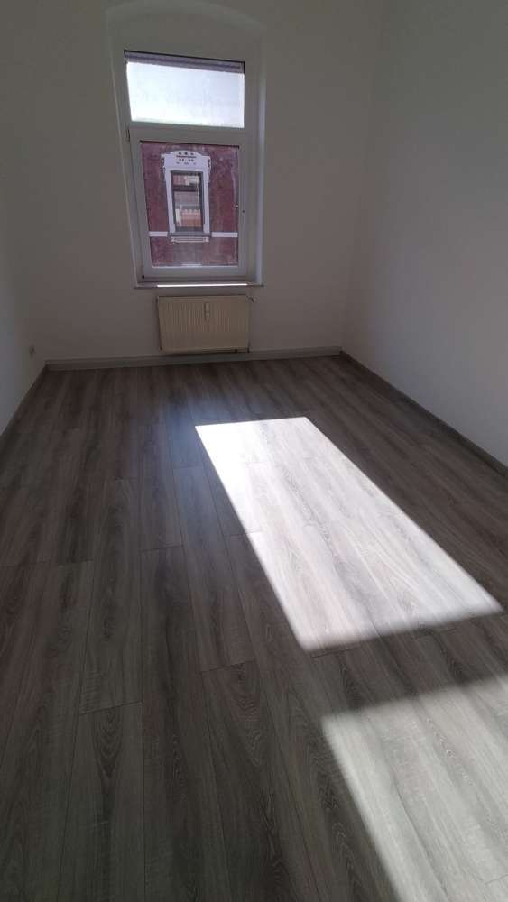 Wohnung zum Mieten in Zwickau 295 € 49.85 m²