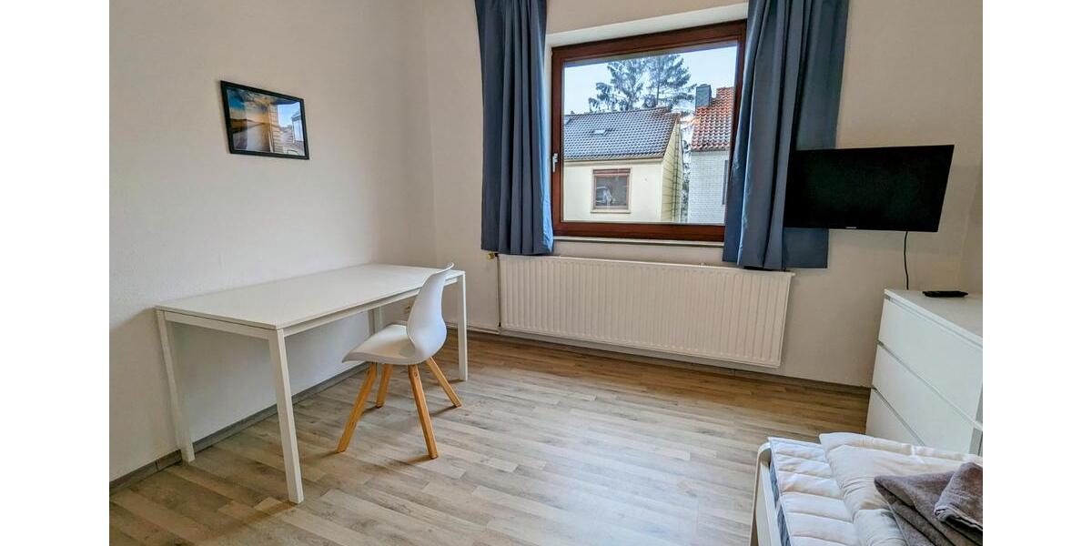 Wohnen auf Zeit Bremen Burglesum - 99 Zimmer, 300 m&sup2;, 20&euro; | Angebot:17425782