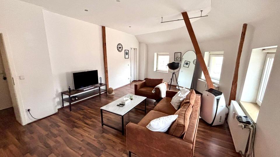Dachgeschoßwohnung Mönchengladbach Nord - 2 Zimmer, 55 m&sup2;, 530&euro; | Angebot:25208260