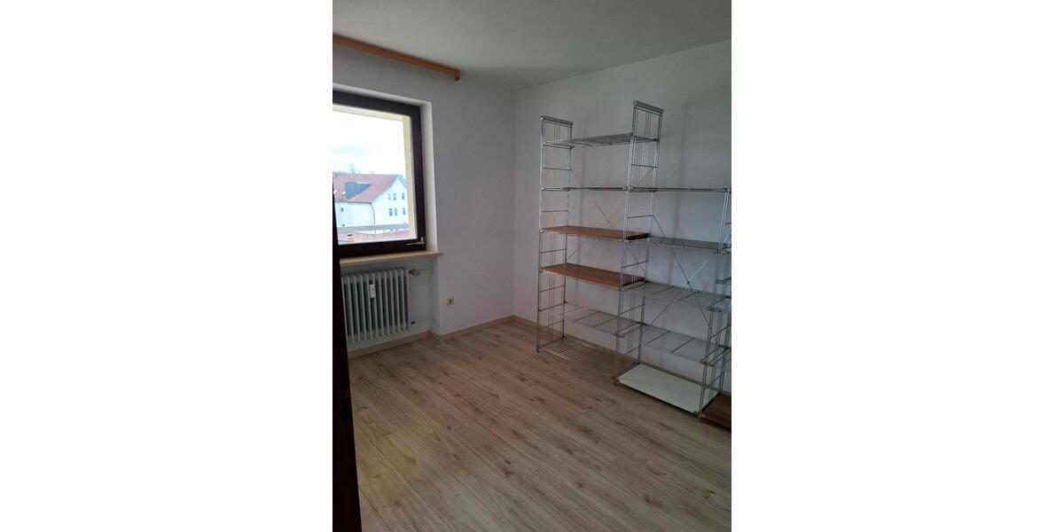 Etagenwohnung Neumarkt-Sankt Veit Sankt Veit - 3 Zimmer, 75 m&sup2;, 630&euro; | Angebot:26024621