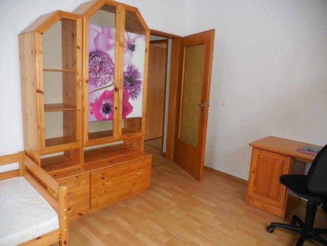 Wohnen auf Zeit Villingen-Schwenningen Schwenningen - 4 Zimmer, 14 m&sup2;, 400&euro; | Angebot:26023688