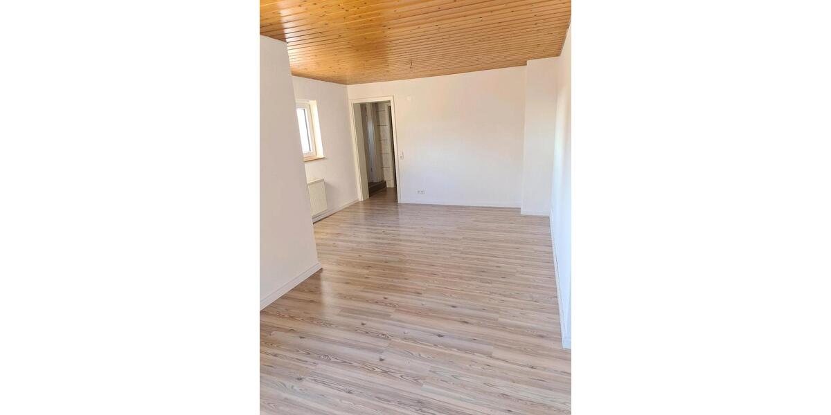 Erdgeschoßwohnung Blumberg - 2.5 Zimmer, 70 m&sup2;, 650&euro; | Angebot:25832255
