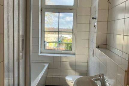 * Nachmieter gesucht * schick saniert * Balkon *